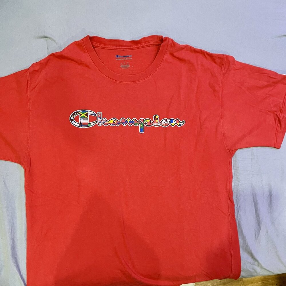 Champion T-Shirt